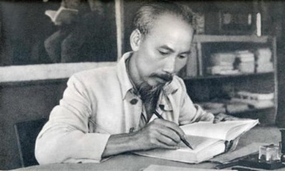 Toàn tập cuộc đời Hồ Chí Minh [tập 1]