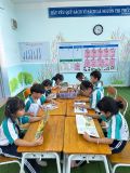 Giờ đọc sách tại Thư viện trường tiểu học Ngô Quyền