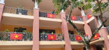 Treo Co Chao Mung 80 Nam Cmt8 Va Qk 02