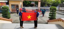 Treo Co Chao Mung 80 Nam Cmt8 Va Qk 02
